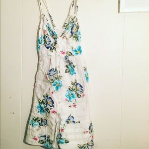 5/$20 Hollister Flower Dress/white stone necklace